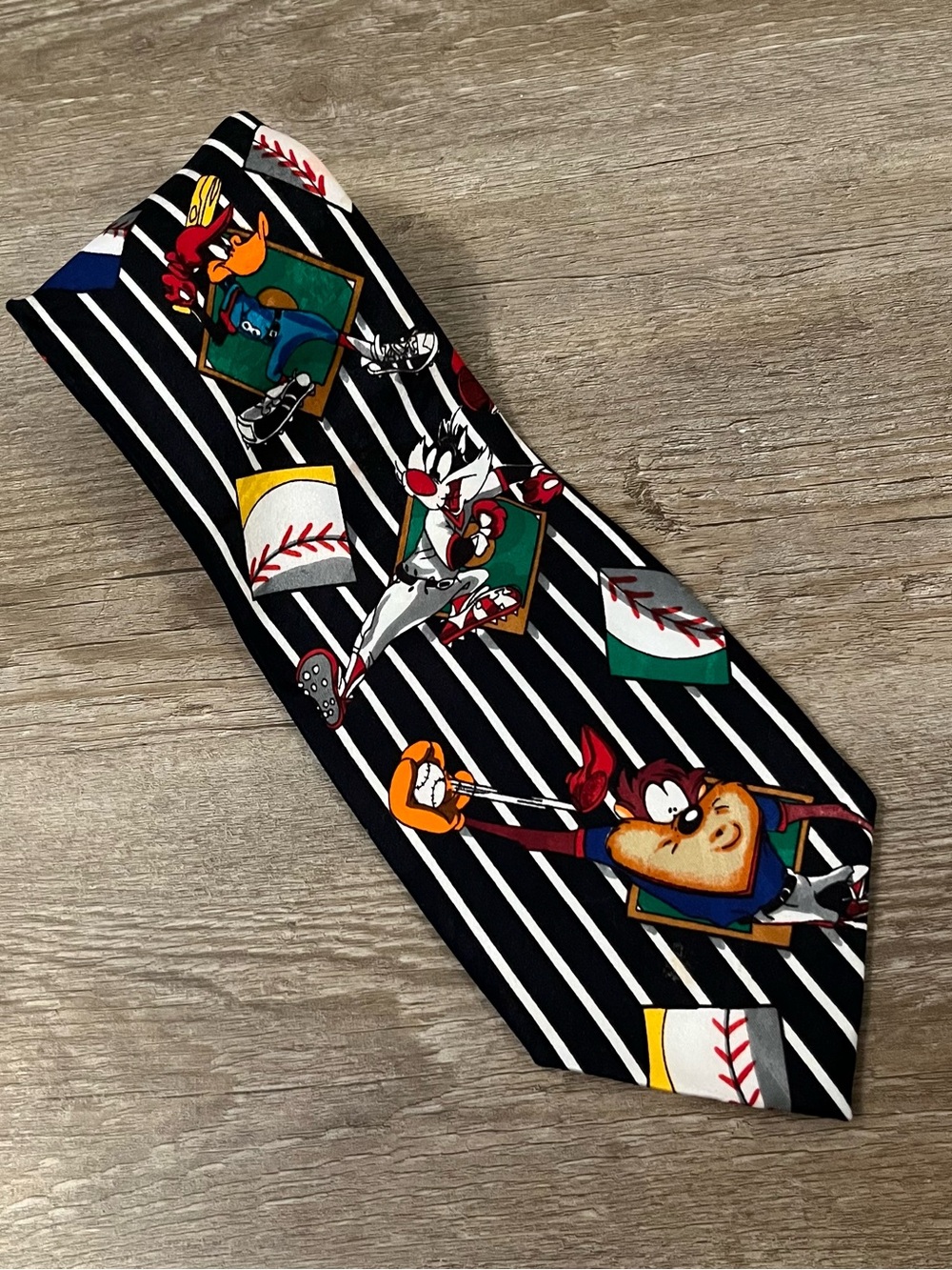 Vintage Looney Tunes Baseball Tie Circa 1993